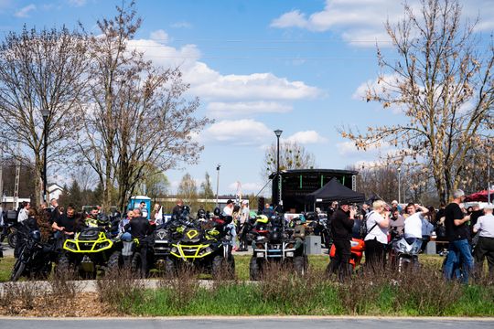 Zlot zabytkowych motocykli - otwarcie sezonu motocyklowego w Skaryszewie (zdjęcia)