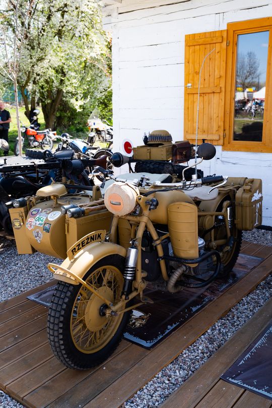 Zlot zabytkowych motocykli - otwarcie sezonu motocyklowego w Skaryszewie (zdjęcia)