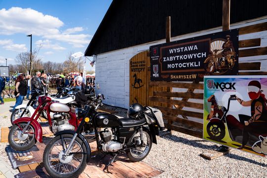Zlot zabytkowych motocykli - otwarcie sezonu motocyklowego w Skaryszewie (zdjęcia)