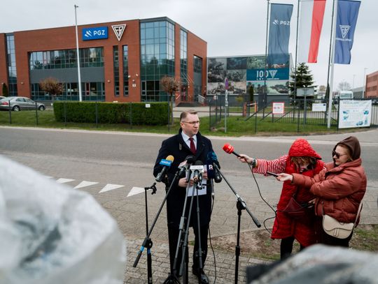 Konferencja prasowa Przemysława Czarnka (zdjęcia)