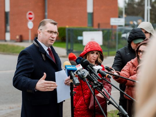 Konferencja prasowa Przemysława Czarnka (zdjęcia)