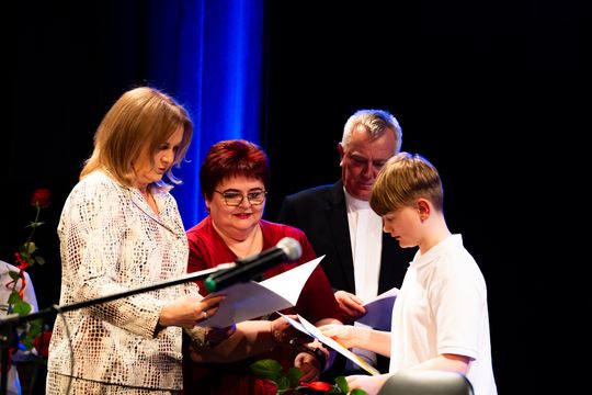 XXVIII Radomska Gala samorządowego konkursu nastolatków "Ośmiu Wspaniałych (zdjęcia)