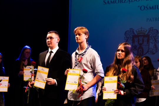 XXVIII Radomska Gala samorządowego konkursu nastolatków "Ośmiu Wspaniałych (zdjęcia)