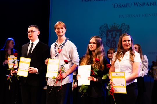 XXVIII Radomska Gala samorządowego konkursu nastolatków "Ośmiu Wspaniałych (zdjęcia)