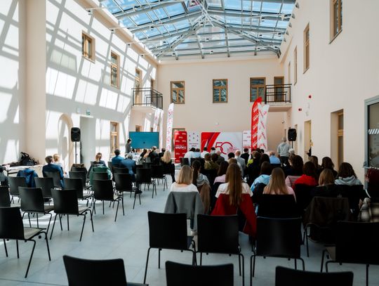 Interaktywny quiz edukacyjny dla uczniów szkół ponadpodstawowych (zdjęcia)