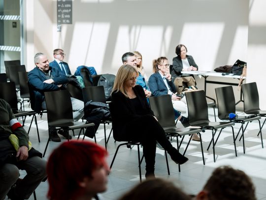 Interaktywny quiz edukacyjny dla uczniów szkół ponadpodstawowych (zdjęcia)