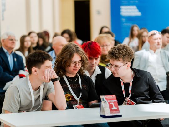 Interaktywny quiz edukacyjny dla uczniów szkół ponadpodstawowych (zdjęcia)