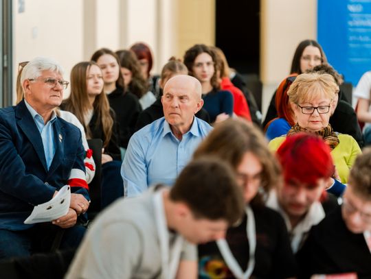 Interaktywny quiz edukacyjny dla uczniów szkół ponadpodstawowych (zdjęcia)