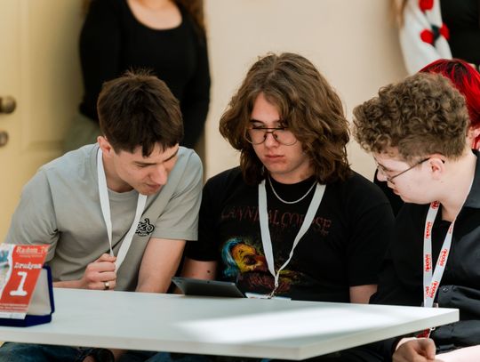 Interaktywny quiz edukacyjny dla uczniów szkół ponadpodstawowych (zdjęcia)