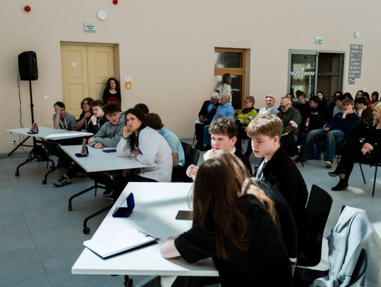 Interaktywny quiz edukacyjny dla uczniów szkół ponadpodstawowych (zdjęcia)