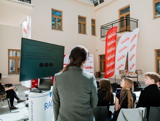 Interaktywny quiz edukacyjny dla uczniów szkół ponadpodstawowych (zdjęcia)