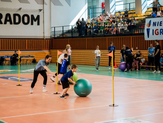 VII Paraolimpiada Sportowi Giganci (zdjęcia)