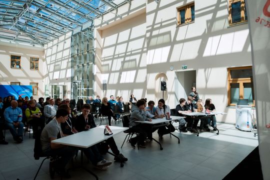 Interaktywny quiz edukacyjny dla uczniów szkół ponadpodstawowych (zdjęcia)