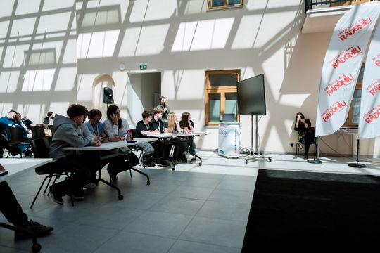 Interaktywny quiz edukacyjny dla uczniów szkół ponadpodstawowych (zdjęcia)