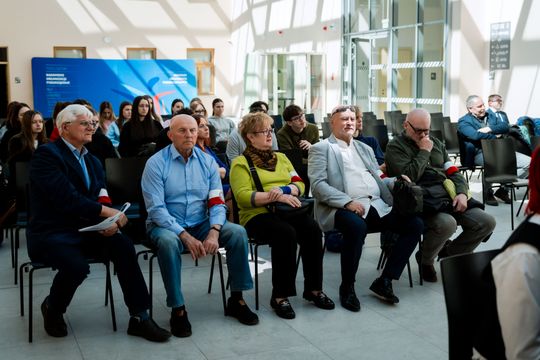 Interaktywny quiz edukacyjny dla uczniów szkół ponadpodstawowych (zdjęcia)