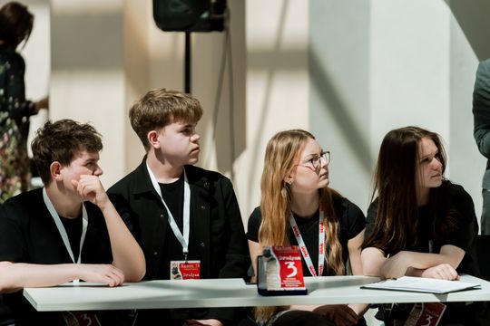 Interaktywny quiz edukacyjny dla uczniów szkół ponadpodstawowych (zdjęcia)