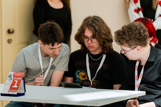 Interaktywny quiz edukacyjny dla uczniów szkół ponadpodstawowych (zdjęcia)