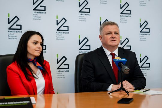 Umowa o współpracy pomiędzy AHNS a Łukasiewicz–ITEE (zdjęcia)