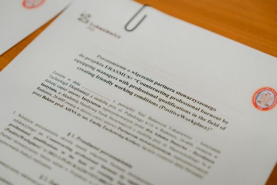 Umowa o współpracy pomiędzy AHNS a Łukasiewicz–ITEE (zdjęcia)