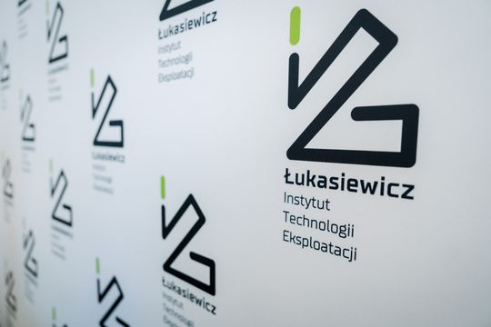 Umowa o współpracy pomiędzy AHNS a Łukasiewicz–ITEE (zdjęcia)