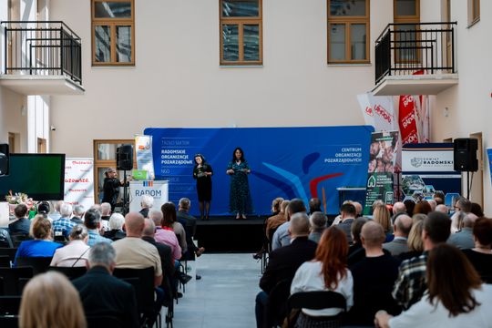 50-lecie OM PTSM „ZIEMIA RADOMSKA” w Radomiu i 25-lecia Szkolnego Schroniska Młodzieżowego (zdjęcia)