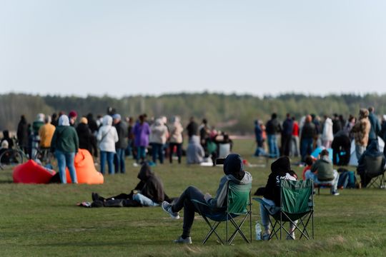 Piknik rodzinny wraz z pokazami lotniczymi na Lotnisku w Piastowie (zdjęcia)