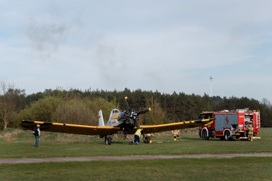 Piknik rodzinny wraz z pokazami lotniczymi na Lotnisku w Piastowie (zdjęcia)