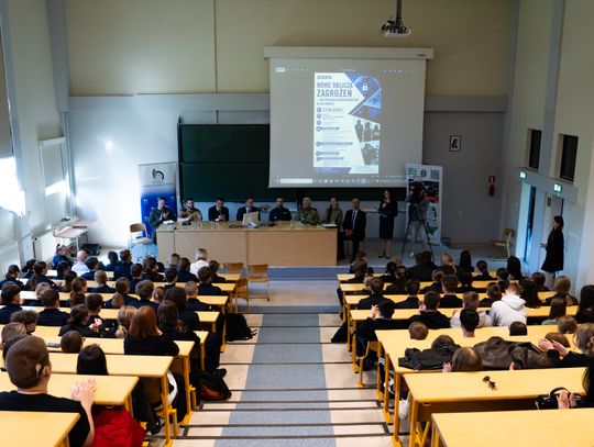 Debata: Nowe oblicza zagrożeń - jak wygląda bezpieczeństwo w XXI wieku (zdjęcia)