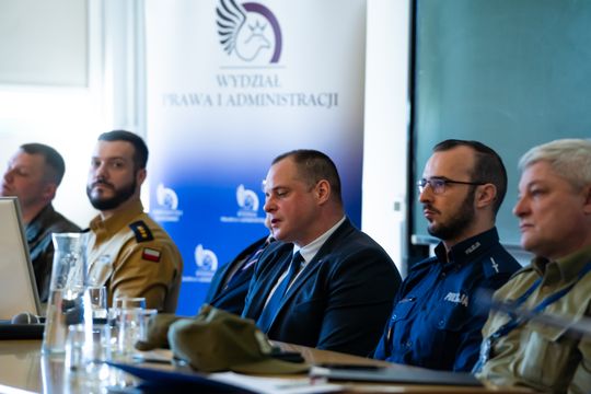 Debata: Nowe oblicza zagrożeń - jak wygląda bezpieczeństwo w XXI wieku (zdjęcia)