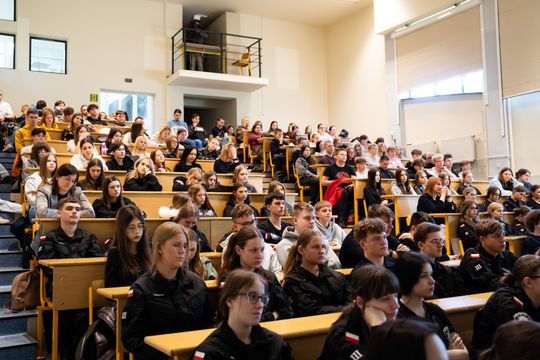 Debata: Nowe oblicza zagrożeń - jak wygląda bezpieczeństwo w XXI wieku (zdjęcia)