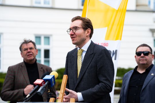 Konferencja prasowa dot. Krajowego Planu Odbudowy (zdjęcia)