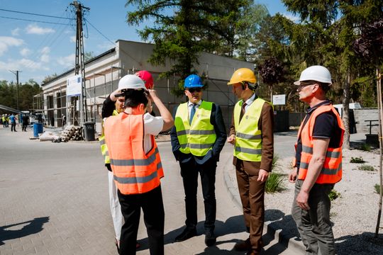 Wizyta na budowie Powiatowego Zarządu Dróg Publicznych w Białobrzegach (zdjęcia)
