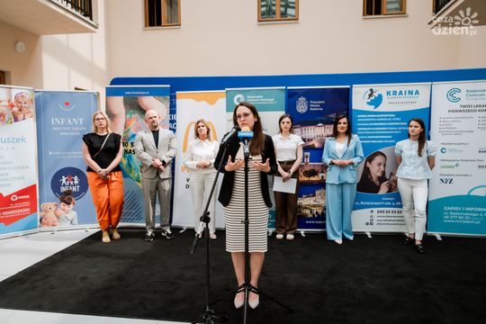 Konferencja nt. bezpłatnych badań profilaktycznych USG dla dzieci (zdjęcia)