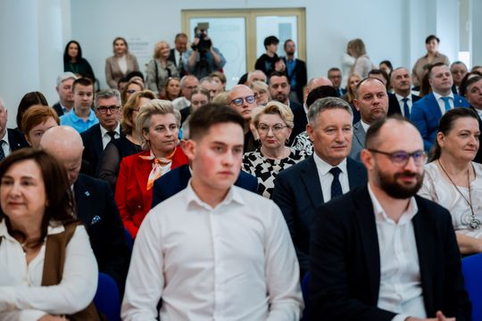 Podpisanie umów Mazowsze dla Młodzieży oraz Autobusy dla mazowieckich szkół