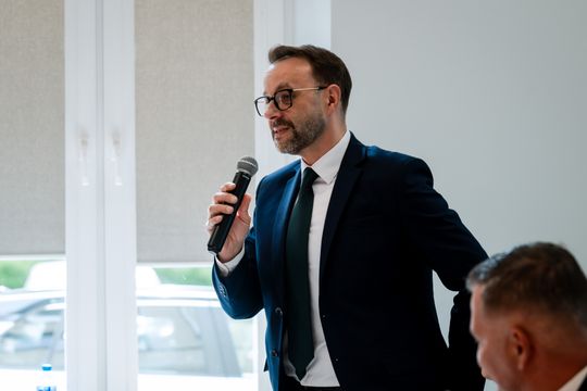 Podpisanie umów Mazowsze dla Młodzieży oraz Autobusy dla mazowieckich szkół
