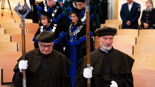 Uroczystość nadania tytułu doktora honoris causa Profesorowi  Krzysztofowi Jajudze (zdjęcia)