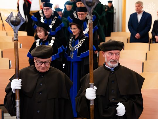 Uroczystość nadania tytułu doktora honoris causa Profesorowi Krzysztofowi Jajudze (zdjęcia) Uroczystość nadania tytułu doktora honoris causa Profesorowi Krzysztofowi Jajudze (zdjęcia)