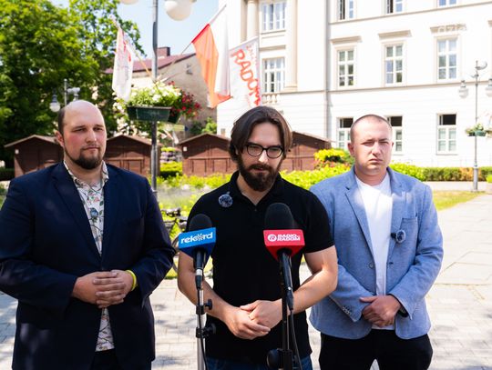 Konferencja prasowa Komitetu Referendalnego w Radomiu (zdjęcia)
