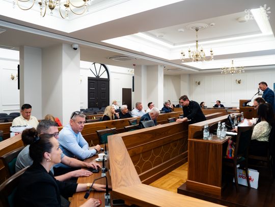 XLVI nadzwyczajna sesja Rady Miejskiej w Radomiu (zdjęcia)