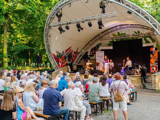 Lato z Łaźnią - koncert zespołu "Pod Strzechą" (zdjęcia)