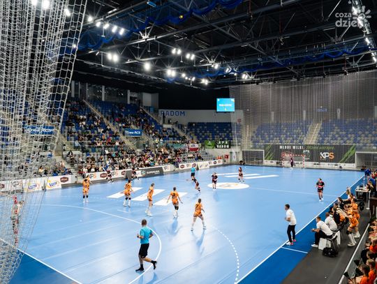 3 Seria LOTTO Superligi Kobiet - ELMAS-KPS APR Radom vs Energa Start Elbląg (zdjęcia)
