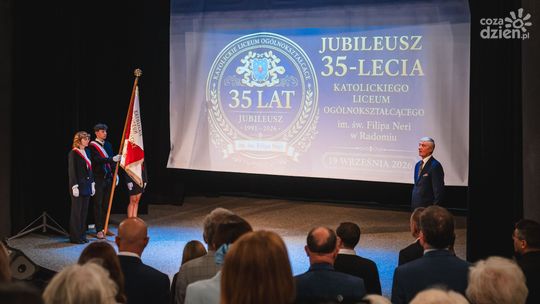 Jubileusz 35-lecia Katolickiego Liceum Ogólnokształcącego im. św. Filipa Neri w Radomiu (zdjęcia)