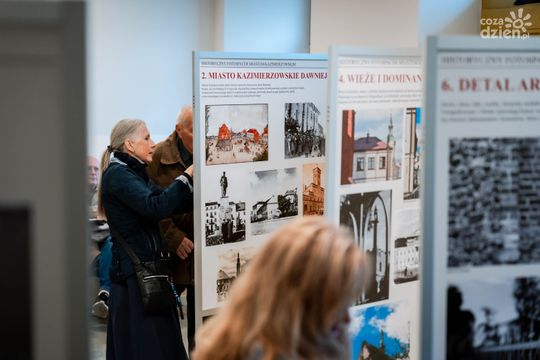 2026.09.25 Miasto Kazimierzowskie - wernisaż wystawy fotografii i archiwaliów