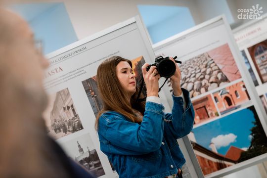 2026.09.25 Miasto Kazimierzowskie - wernisaż wystawy fotografii i archiwaliów