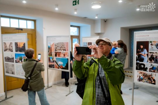 2026.09.25 Miasto Kazimierzowskie - wernisaż wystawy fotografii i archiwaliów