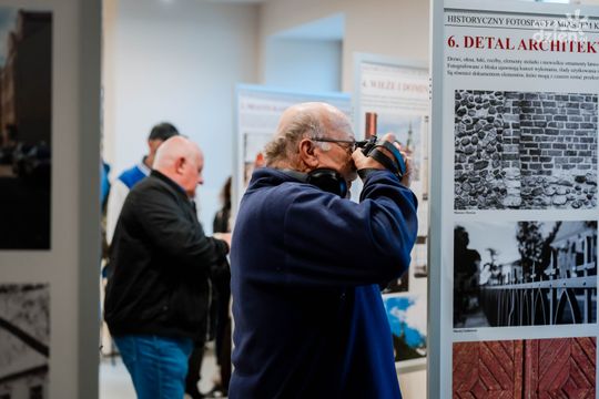 2026.09.25 Miasto Kazimierzowskie - wernisaż wystawy fotografii i archiwaliów