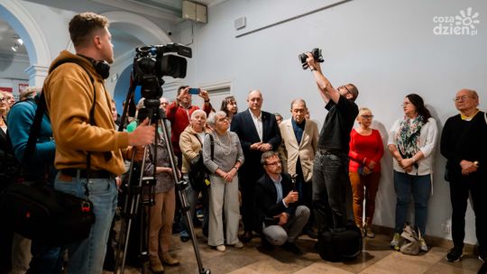 Wernisaż wystawy "Dyrygent X muzy z Radomia. Andrzejowi Wajdzie" (zdjęcia)