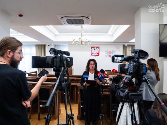 Konferencja prasowa przed poniedziałkową sesją rady (zdjęcia)