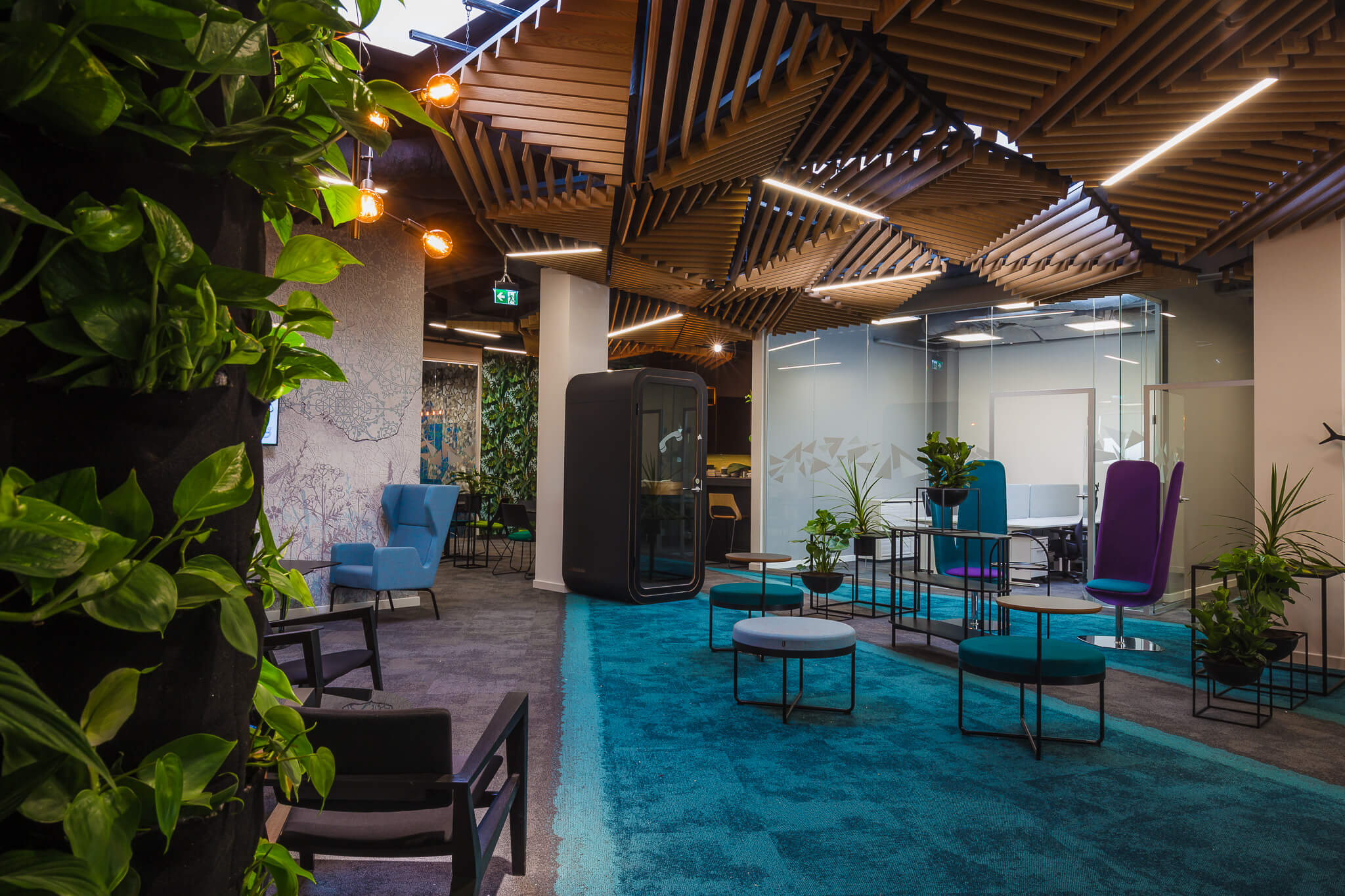 biurovolvotruckpoland-realizacjadmbuilding