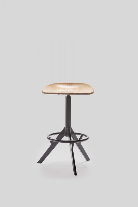 livoni-0740-tratur-480x720